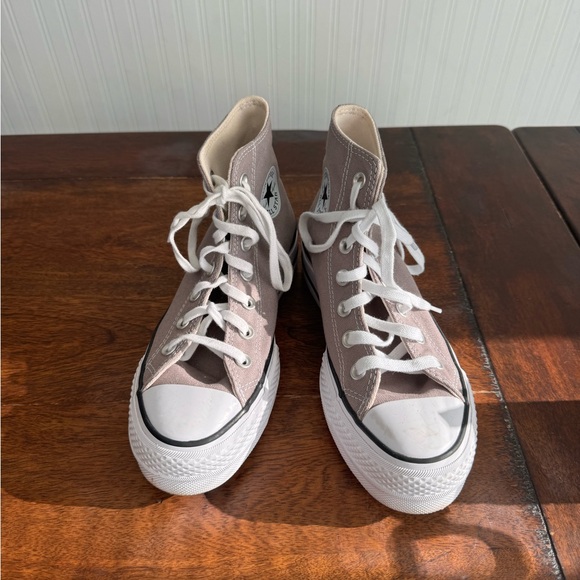 Chuck Taylor All Star Lift Platform Canvas - Picture 1 of 4